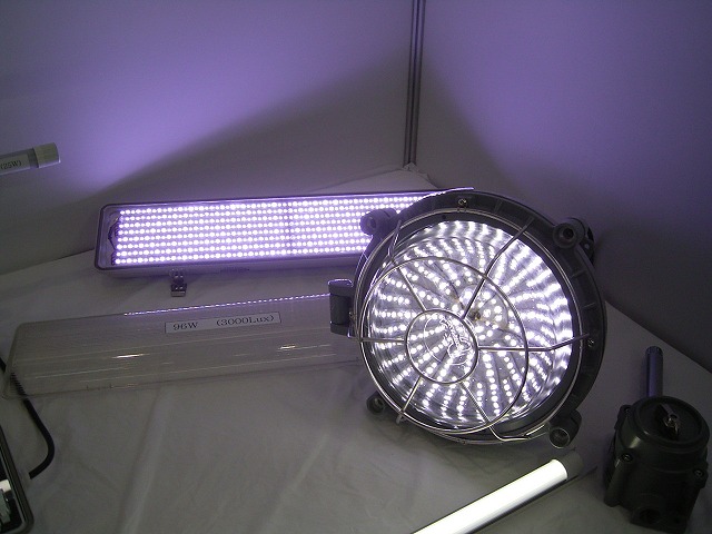 LED�h��